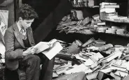 Libreria di Londra rovinata da un attacco aereo 1940