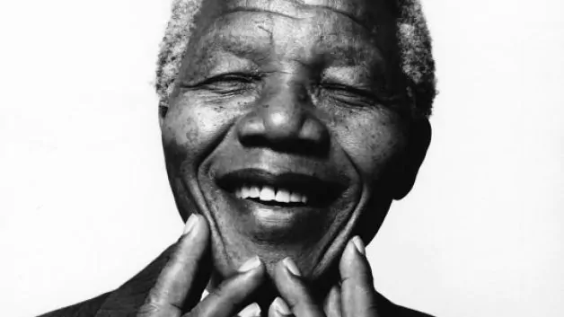 Nelson Mandela stato vegetativo