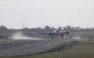Plane tries and fails to 016