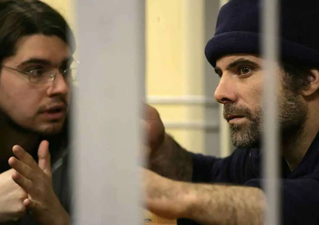img1024-700_dettaglio2_attivisti-Greenpeace-in-carcere-Russia