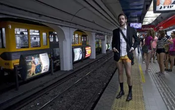 no pants subway ride 2014 2