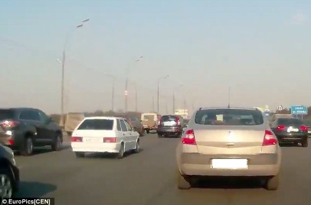 auto-a-gas-esplosa