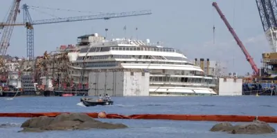 costa concordia isola del giglio nave imbarcazione cetacei ultimo viaggio genova santuario