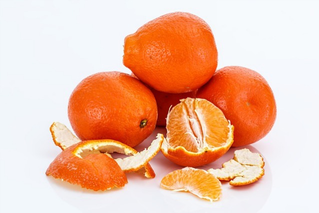 Pulizie-low-cost-e-rimedi-di-bellezza-naturali-con-le-bucce-degli-agrumi-ecco-come-fare-638x425