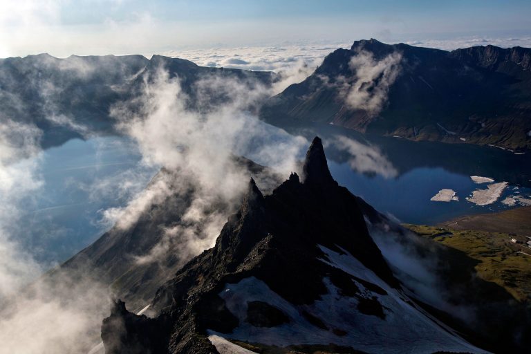 01northkoreavolcano 768x512