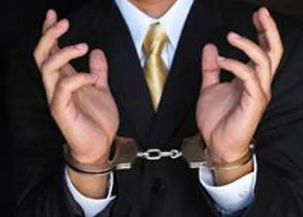 collettibianchi_nottecriminale-it