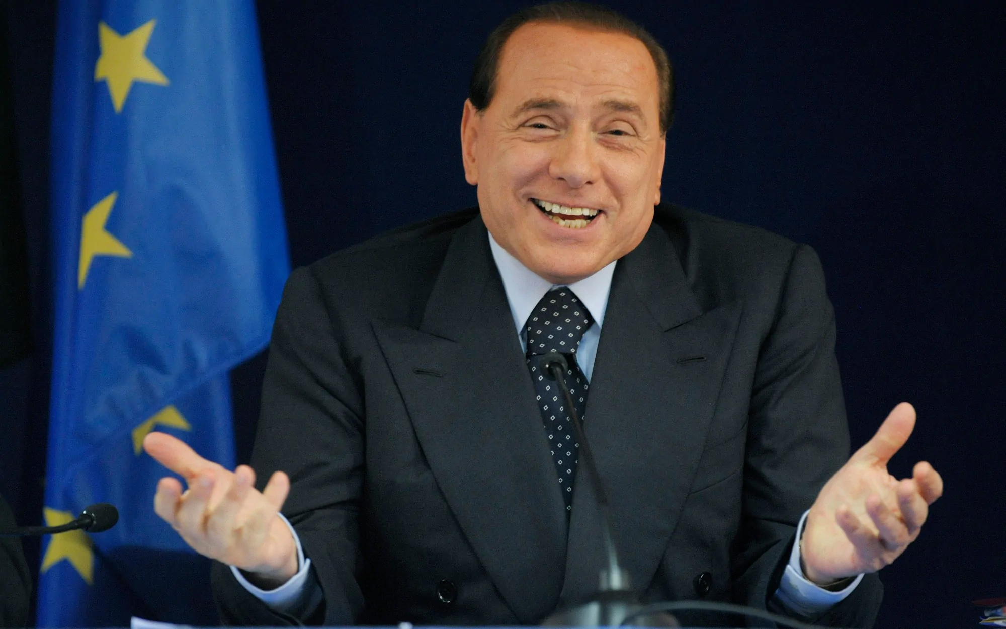 BERLUSCONI ASSOLTO