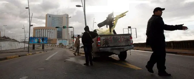 Libia attacco hotel Tripoli 2 675