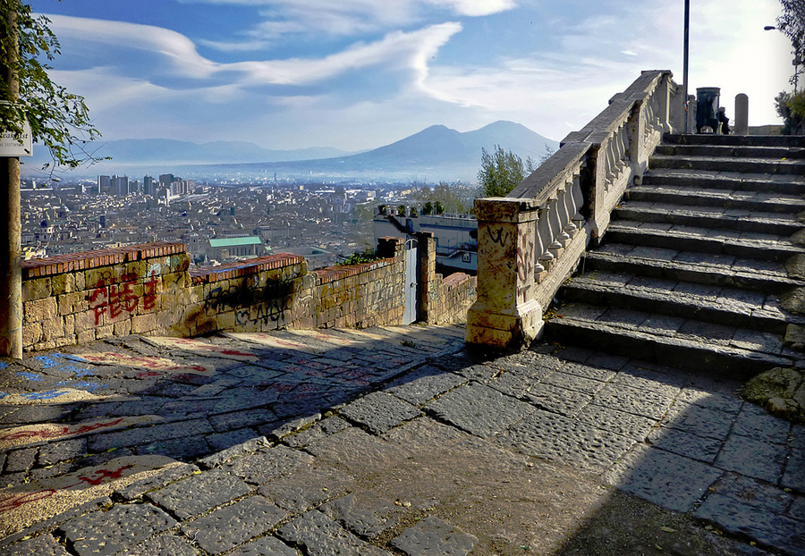 pedamentina-scale-napoli