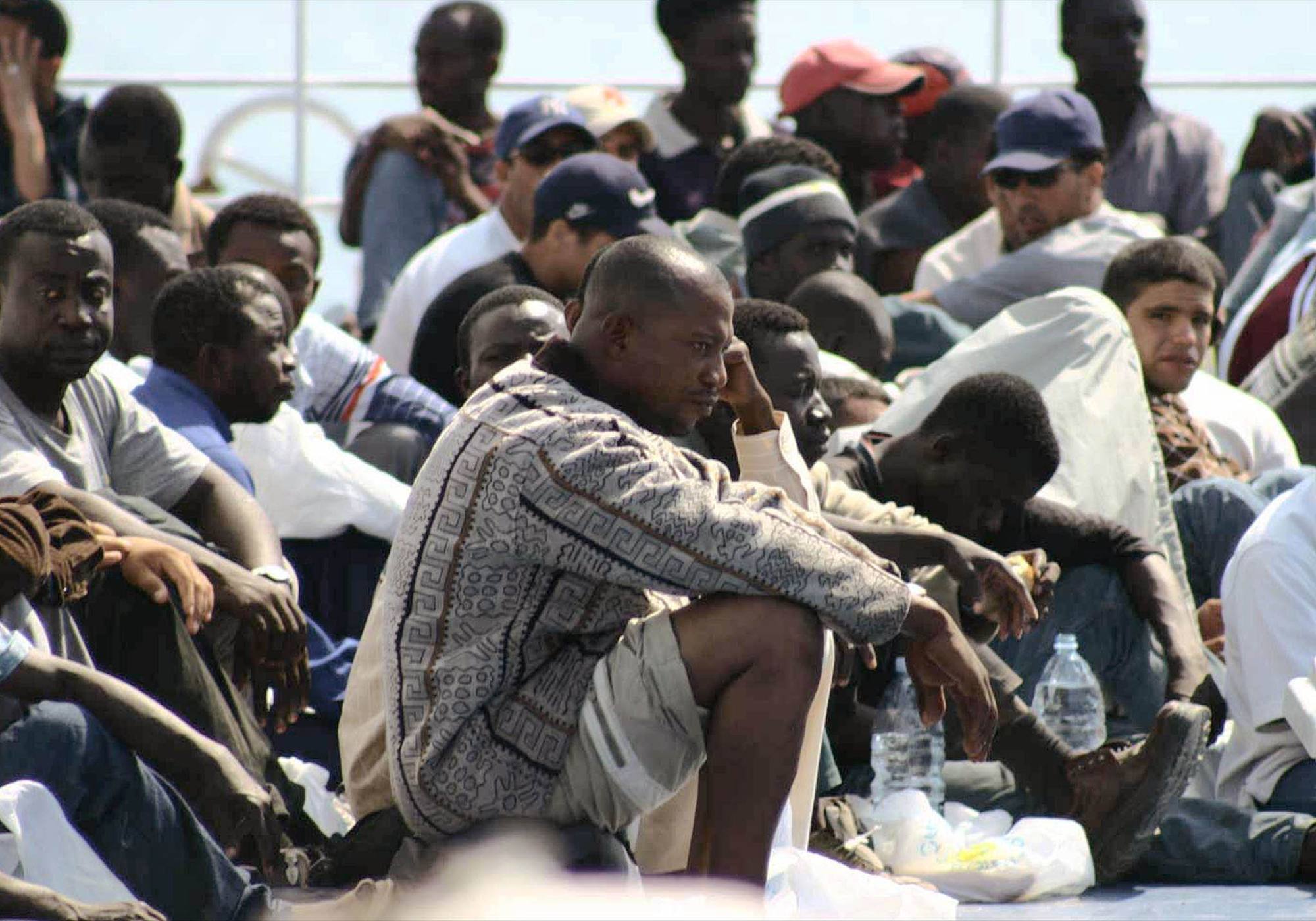 Palese, Immigrato lasciato privo di sensi fuori dal Cara