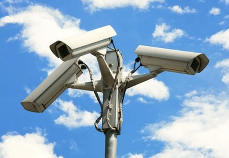 Bari, verranno installate 100 nuove telecamere in città