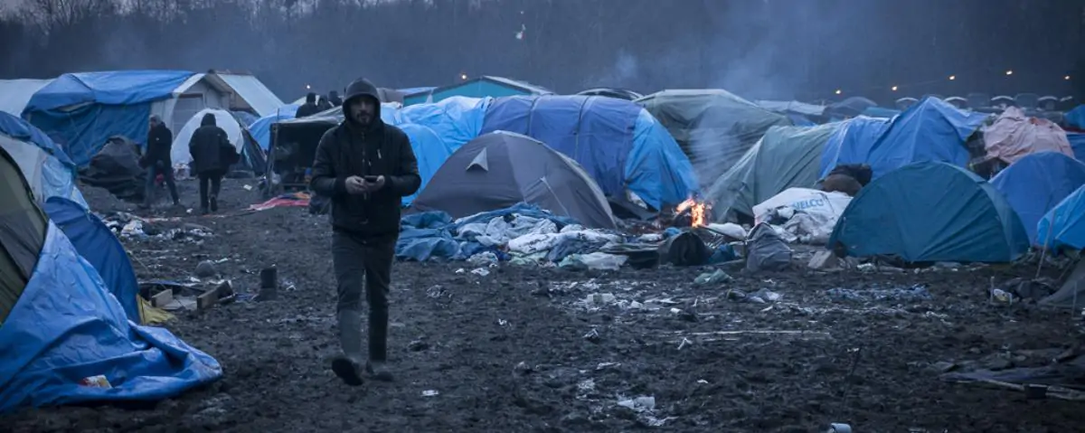 Riprende lo sgombero del campo profughi a Calais