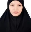 23496248 donna con il burqa musulmano isolato su bianco