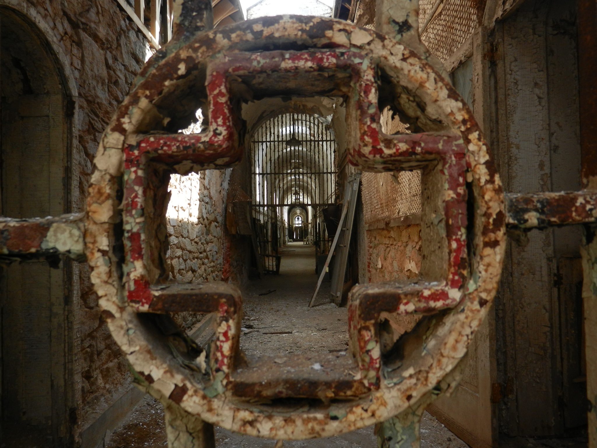 EASTERN STATE PENITENTIARY - PHILADELPHIA