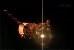 Expedition 36 TMA 09M docking with the ISS medium