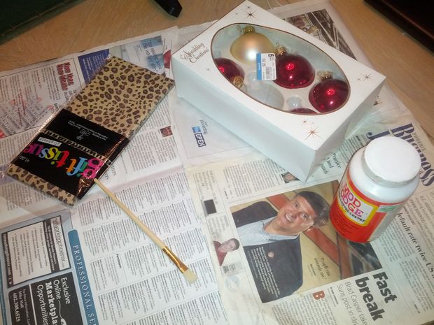 Come fare decoupage su palline di Natale