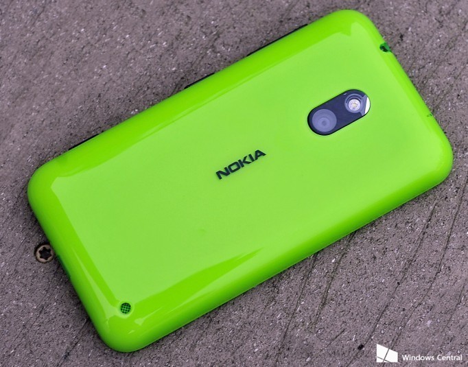 Perché Nokia non farà più smartphone