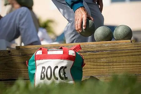 article new ehow images a00 03 15 play bocce ball 800x800