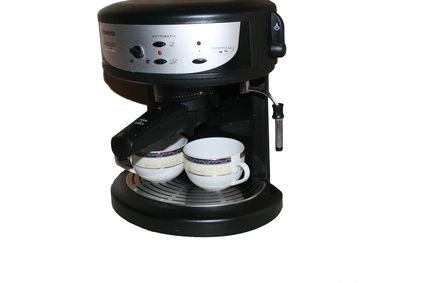 Come pulire la macchina del caffé con aceto