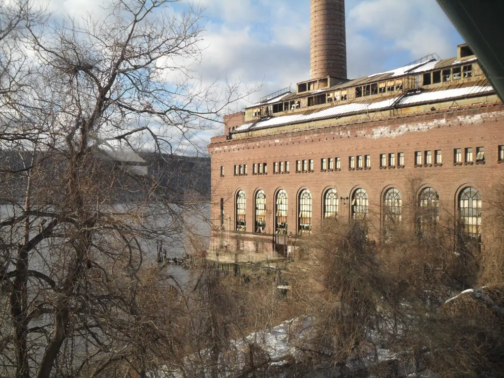 New York: Una centrale elettrica abbandonata