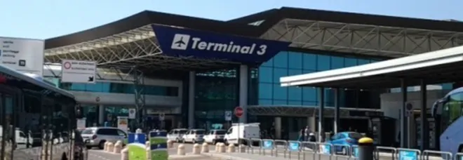 Fiumicino: auto di un presunto foreign fighters nel parcheggio