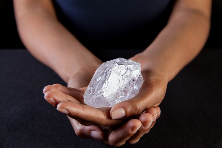 DIAMANTE LESEDI LA RONA