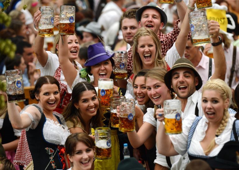 OKTOBERFEST. OKTOBERFEST.