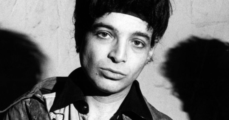 ALAN VEGA.