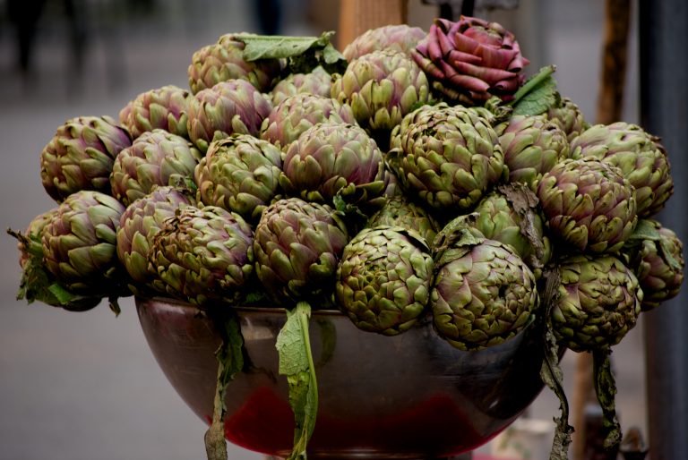Carciofi-alimenti ricchi di acido folico