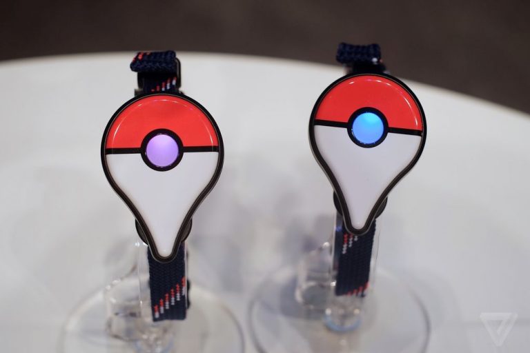 Pokemon GO Plus Pokemon GO Plus