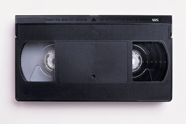 Addio al VHS: chiude l'ultima fabbrica di videocassette