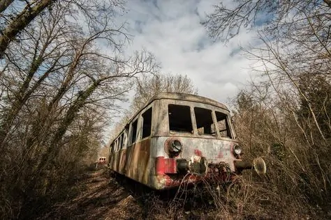 cimitero treni