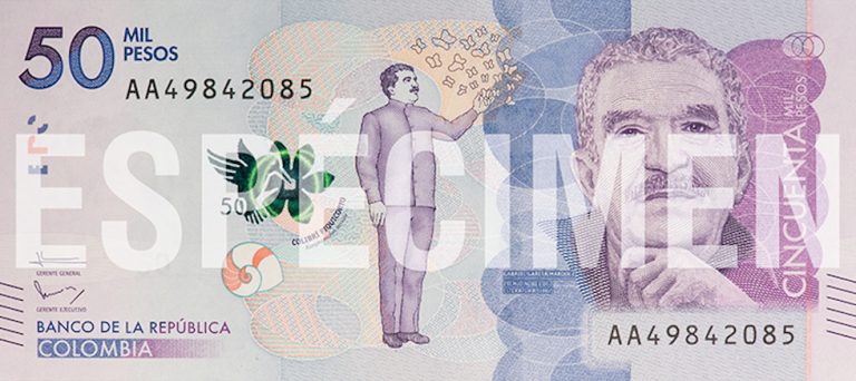La Colombia onora Gabriel Garcia Marquez con una banconota con la sua effigie La Colombia onora Gabriel Garcia Marquez con una banconota con la sua effigie