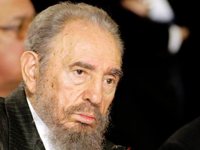 Tanti auguri a Fidel Castro che oggi compie 90 anni Tanti auguri a Fidel Castro che oggi compie 90 anni