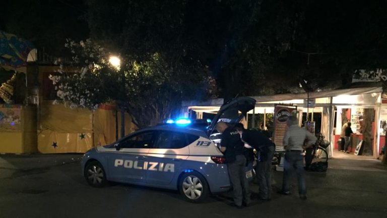 auto sul lungomare