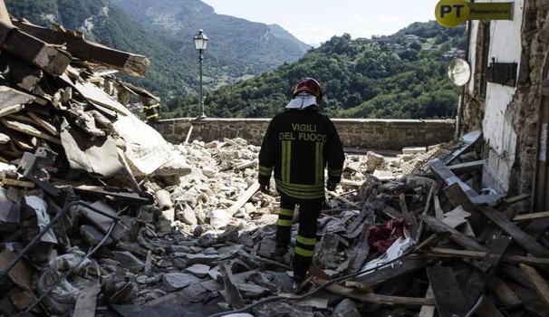 terremoto centro italia funerali
