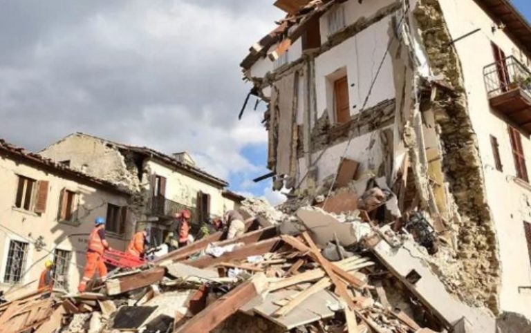 terremoto lazio e umbria