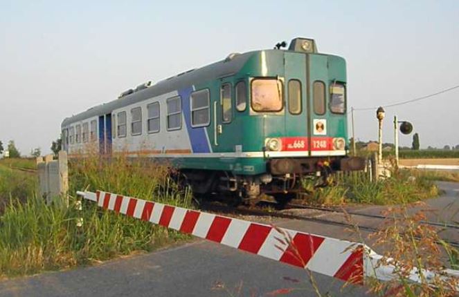 travolta dal treno