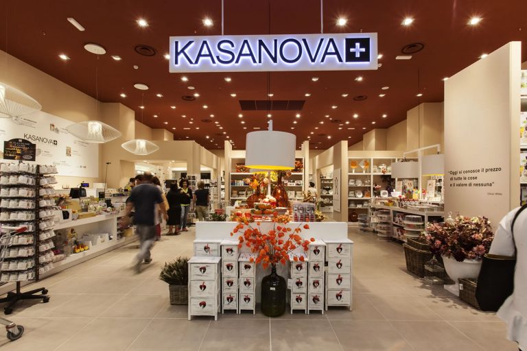 Assunzioni per Addetti vendita e Store manager nei centri Kasanova Assunzioni per Addetti vendita e Store manager nei centri Kasanova