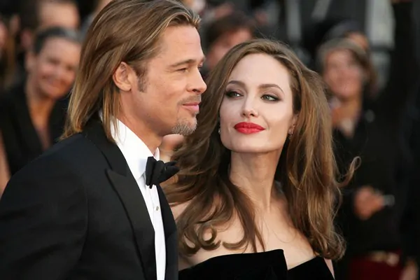 Divorzio Pitt Jolie: lui triste ma ora contano solo i figli
