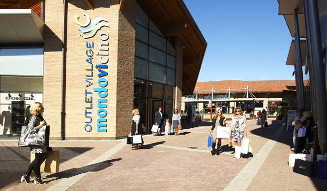 Mondovicino Outlet assume Addetti vendita e Store manager Mondovicino Outlet assume Addetti vendita e Store manager