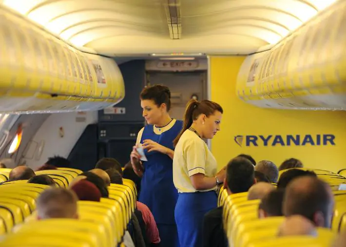 Ryanair recluta Assistenti di volo: Cabin Crew Day organizzati in tutta Italia