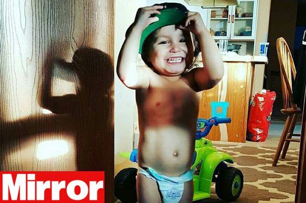 (Usa: bimbo 2 anni fa popo fuori dal vasino, nonna lo uccide di botte