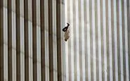 Falling Man Attentato Torri Gemelle 11 settembre 2001 foto simbolo