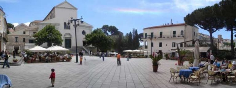 ravello ubriaco tenta suicidio