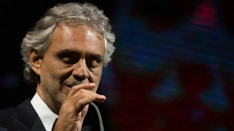 Macerata: Bocelli canta per i terremotati