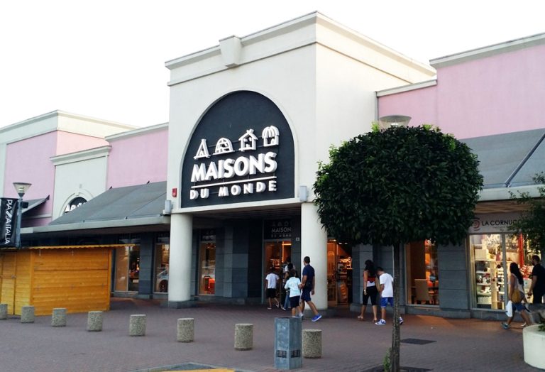 Maisons du Monde assume nel centro commerciale Le Cotoniere