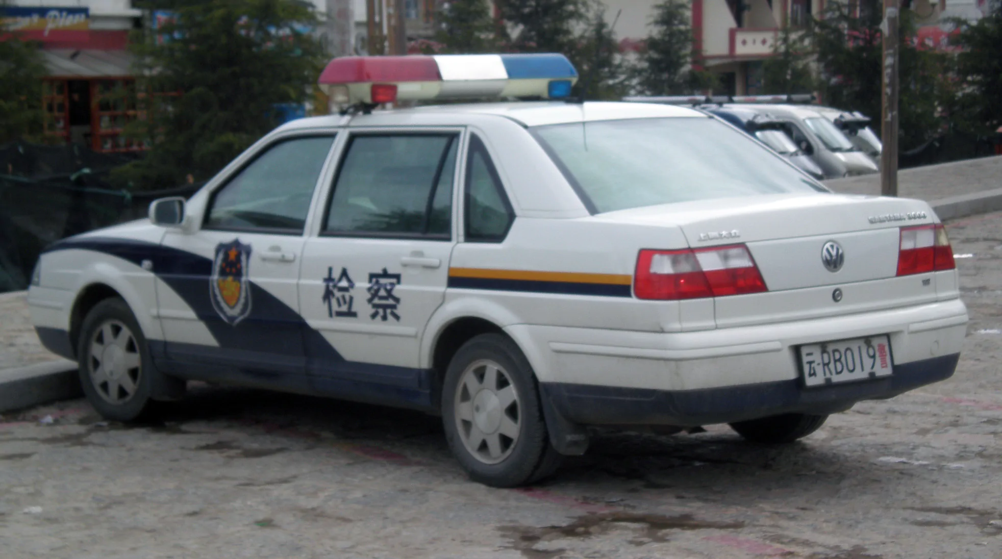 Police Volkswagen 3000 in Shangri La