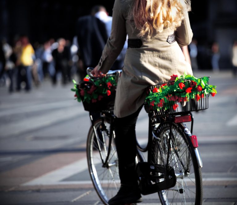 Bike economy: aumentare l'uso della bici crea posti di lavoro bike economy