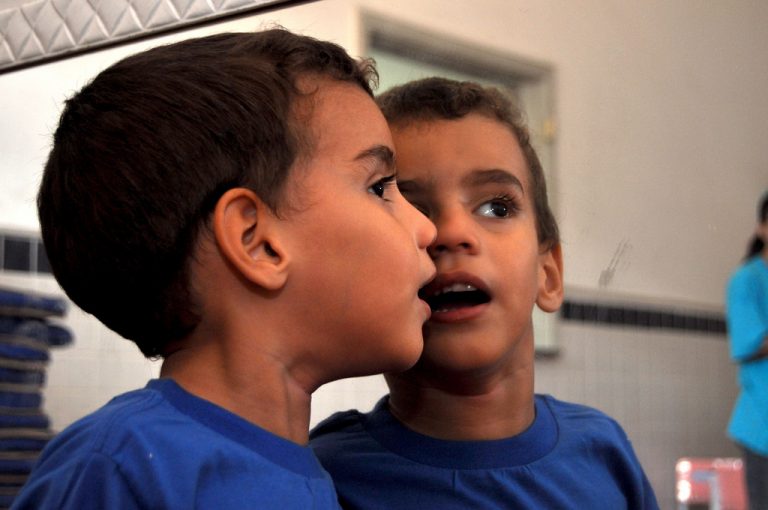 come-ridurre-il-comportamento-aggressivo-nei-bambini-autistici Come ridurre il comportamento aggressivo nei bambini autistici
